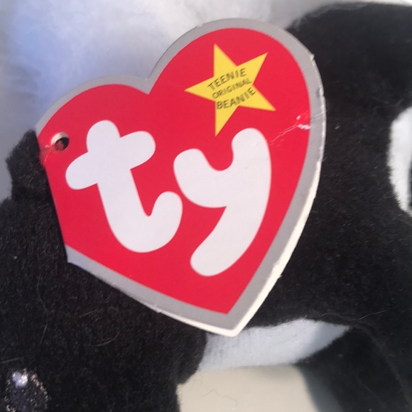 TY 2.0 “Skunkers” McDonalds 30 yrs Happiness - Picture 5 of 9